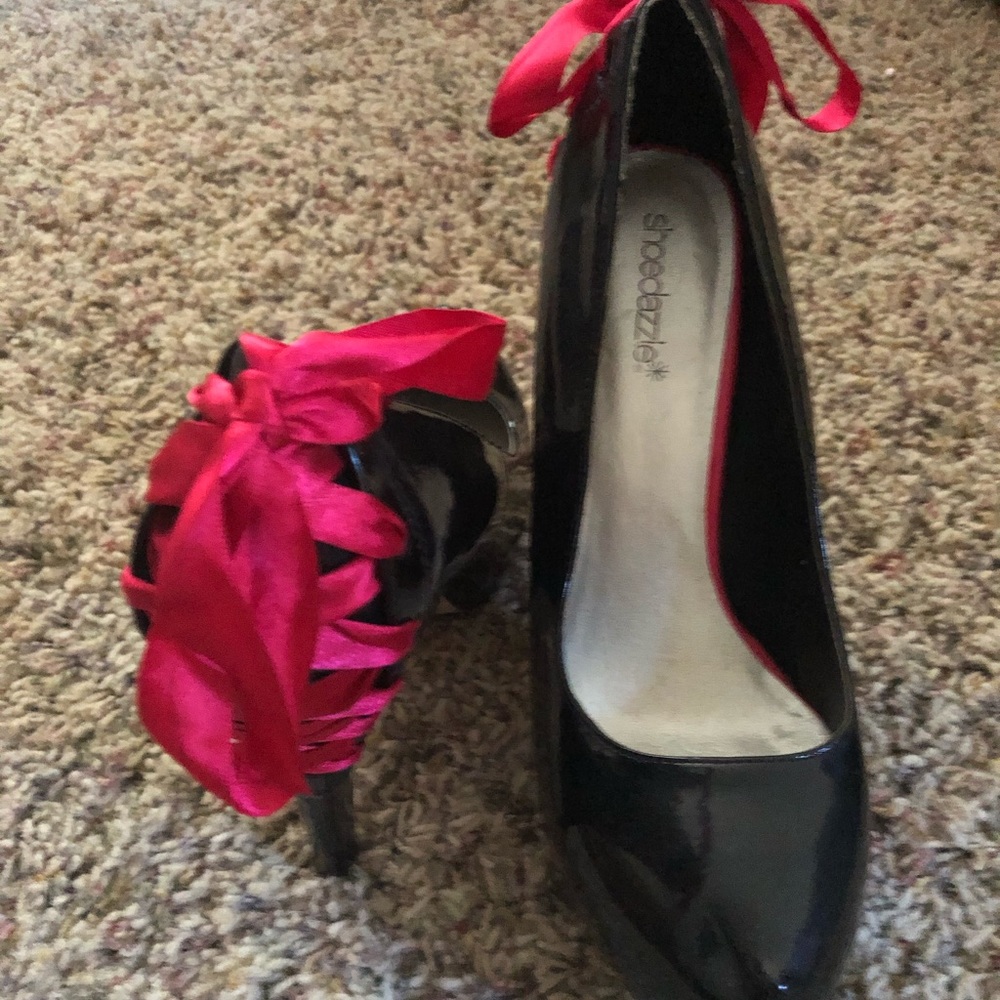 Shoes - Picture 3 of 5